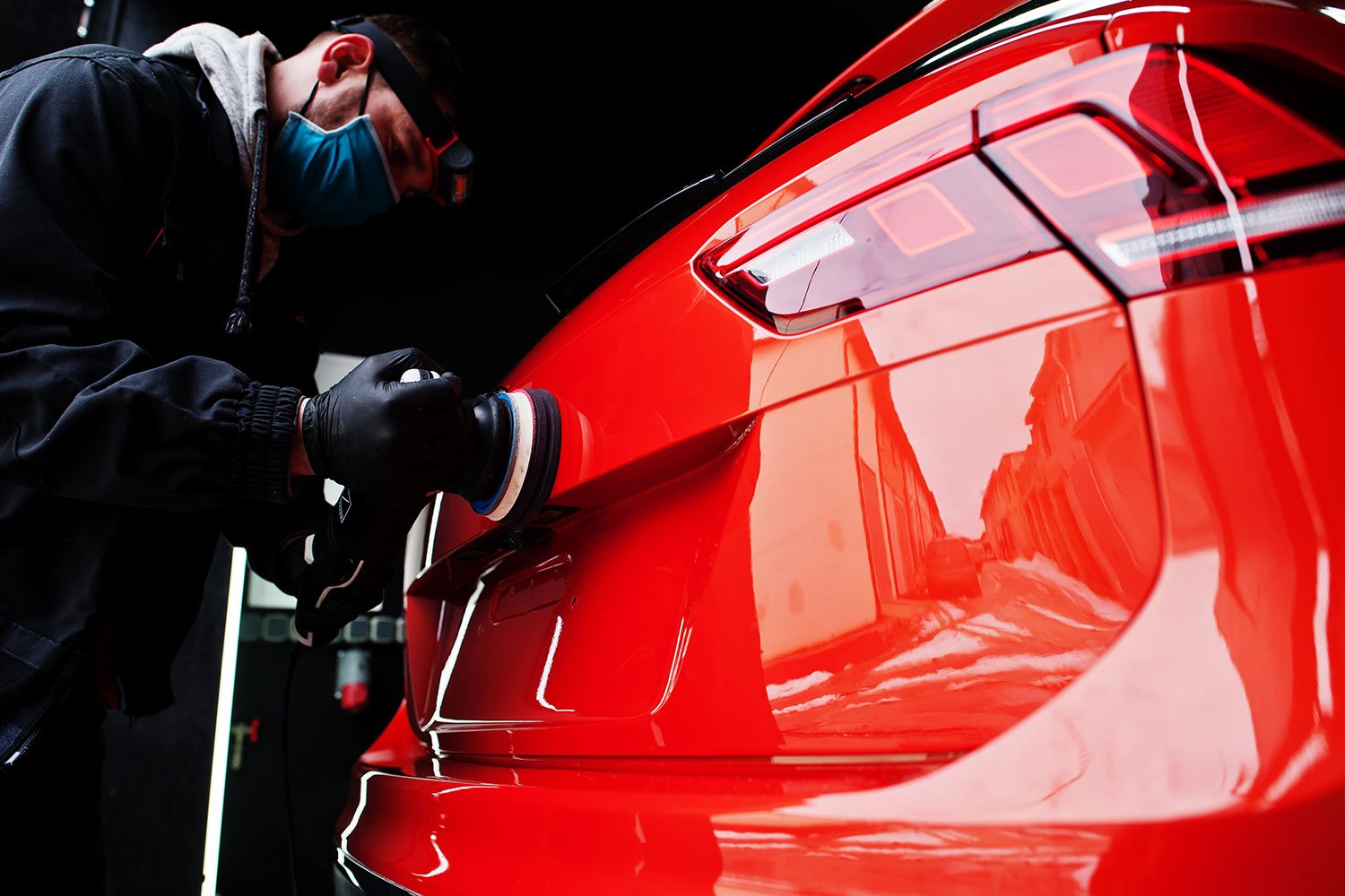 car-detailing-concept